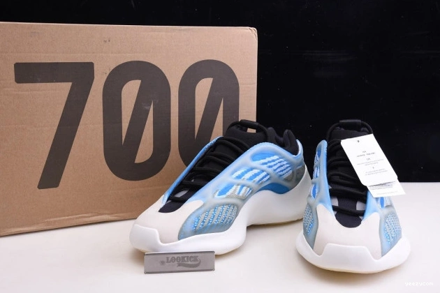 G54850 IN ADIDAS YEEZY DARK 700 THE V3 GLOW 0815
